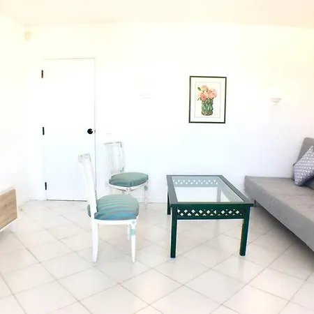 Bellavista Avenida Pool And Center البوفيرا