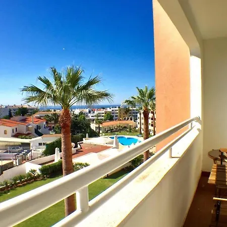 Apartment Bellavista Avenida Pool And Center
