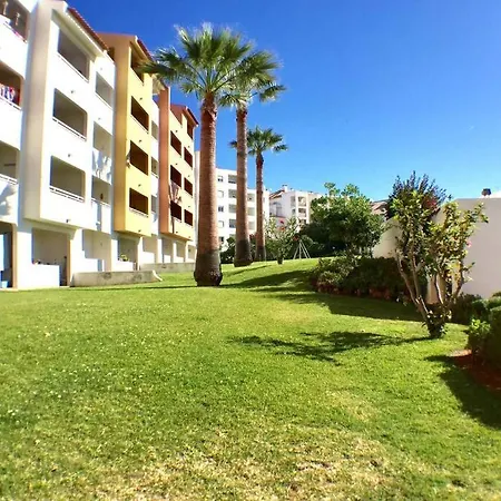 Bellavista Avenida Pool And Center אלבופיירה