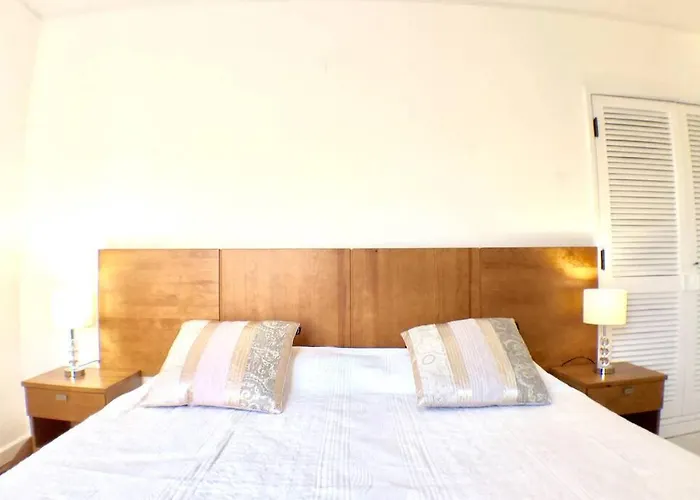 Bellavista Avenida Pool And Center דירה *