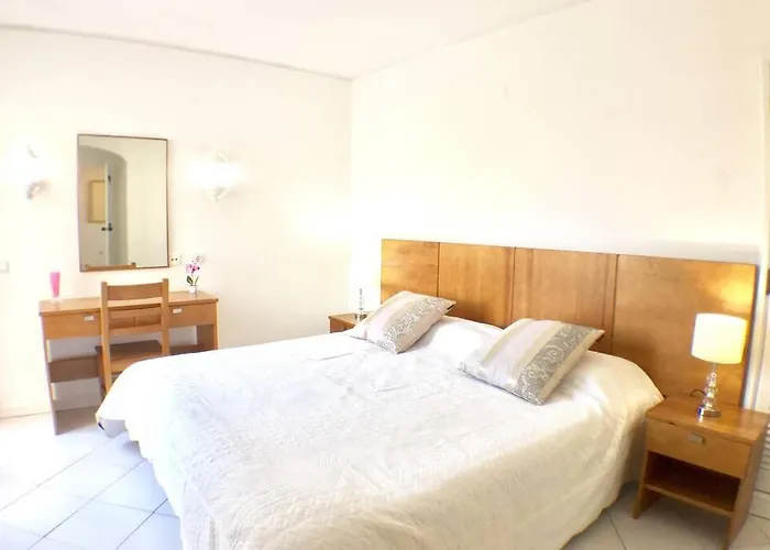 דירה Bellavista Avenida Pool And Center