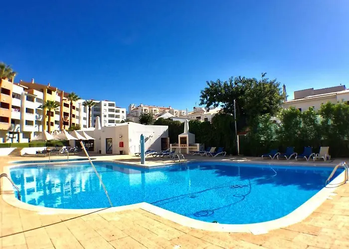 דירה Bellavista Avenida Pool And Center אלבופיירה
