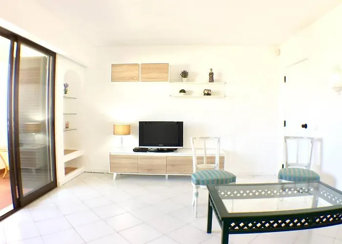 דירה Bellavista Avenida Pool And Center *